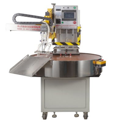 單機械手吸塑包裝機